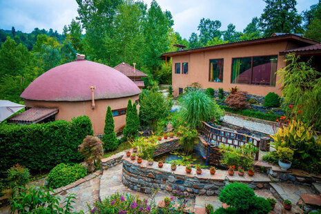 واحد تیکا در اقامتگاه بومگردی تنکابن