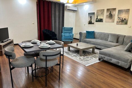 آپارتمان مبله دو خواب هیرمند 5 صدف در کیش