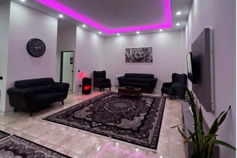 ویلا استخر دوخواب لوتوس در چهارباغ