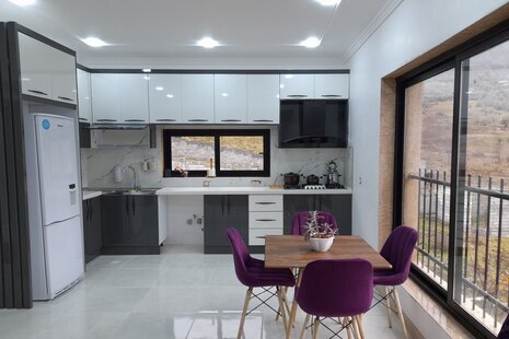 واحد مبله دوخواب طبقه اول ویلا در چمستان