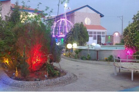 اتاق 2تخته تویین در هتل در یزد