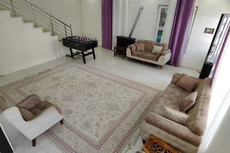 ویلا مبله دوخواب استخردار سوئیسی در چهارباغ