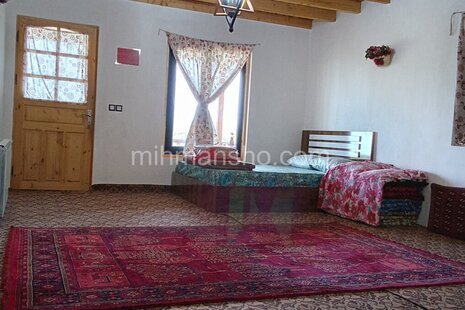 اتاق وارش طبقه اول در بوم گردی رشت