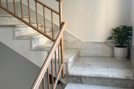 آپارتمان دوخواب مبله میرعماد 2 در اصفهان