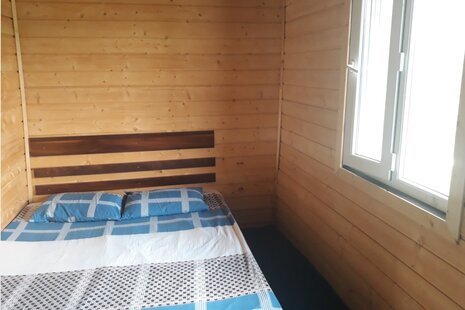 واحد دوخواب مبله گیلوا در طبقه اول ویلا شفت