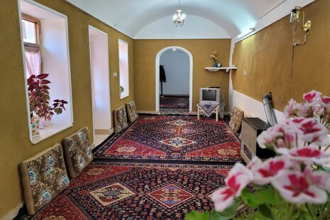 ویلا سنتی ماه صنم در آباده