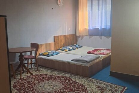 سوئیت 3 تخته در مهمانسرا تهران