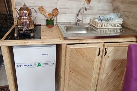 کلبه چوبی تک خواب یاس و رز در تنکابن