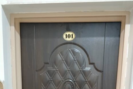 اتاق 101 چهار تخت در مسافرخانه قم