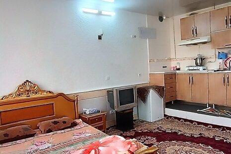 سوئیت 27 متری گلدار در کاشان