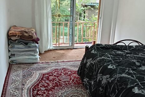 واحد دوخواب جنگلی در طبقه همکف ویلا در اسالم