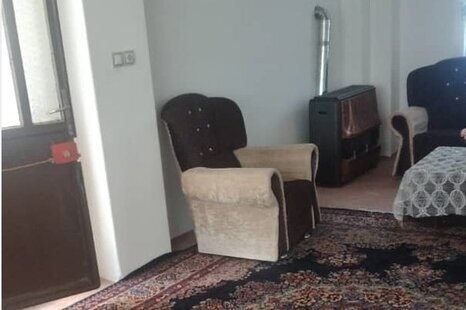 واحد در طبقه اول ویلا کتالم و سادات شهر