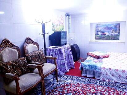 سوئیت 25 متری دنج و نقلی در اصفهان