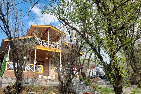 کلبه 100 متری دربست در قائمشهر