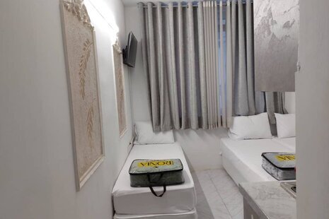 سوئیت سه تخت باب الجواد 1 در مشهد