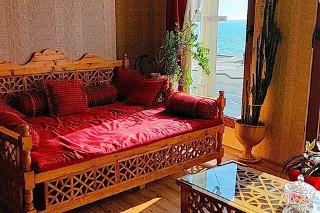 سوئیت مبله ساحلی در بوشهر