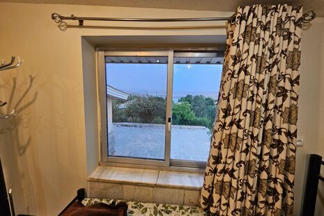 ویلا تکخواب مبله دهکده در چادگان