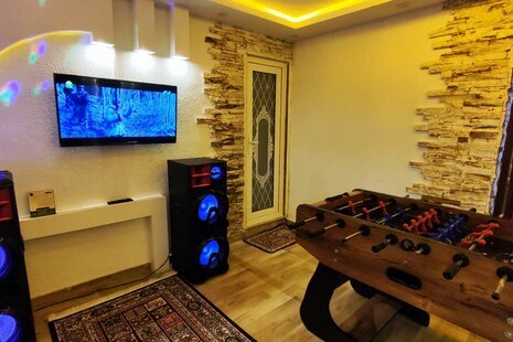 ویلا دو خواب مبله استخر جکوزی دار در بندر انزلی