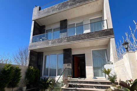 ویلا دوبلکس دوخواب استخردار شقایق در ساری