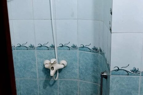 واحد تکخواب 102 در خانه مسافر مشهد