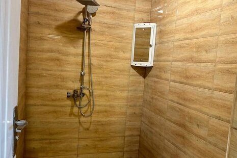 ویلا تریپلکس مبله 3 خواب پلاک اول دریا در بندر انزلی