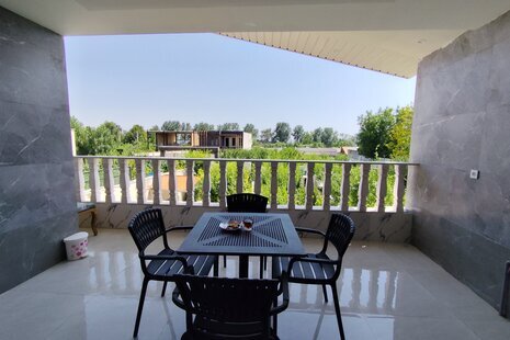 ویلا دوبلکس استخردار مبله سه خواب یاس در چهارباغ