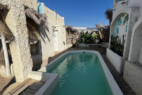 واحد نوادا 3 در بومگردی نقاشه قشم