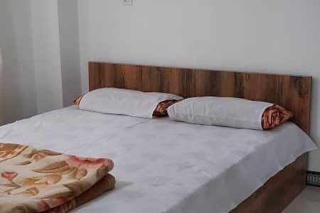 واحد تکخواب استخرگاه 1 در طبقه همکف ویلای رودبار