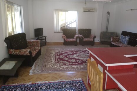 واحد تکخواب جنگلی در طبقه دوم ویلای چابکسر