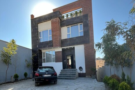 ویلا تریپلکس استخردار سه خواب نفس در رودهن