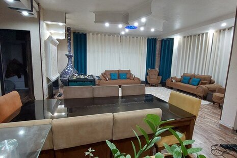 ویلا دو خواب استخردار باغ گیلاس در چهارباغ