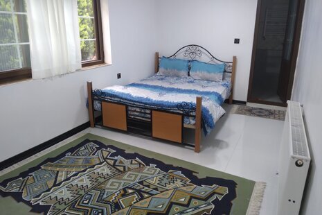 واحد مبله تکخواب کاوه1 در طبقه اول ویلای چابکسر