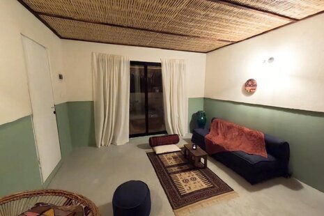 سوئیت مبله 35 متری ساحلی در قشم