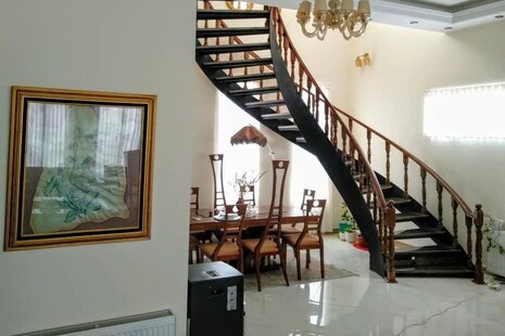 ویلا تریپلکس استخردار عمارت تتیس در رودهن