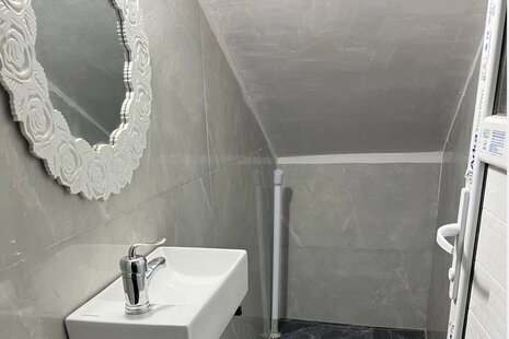 واحد تکخواب مبله در طبقه ی همکف ویلا سواد کوه