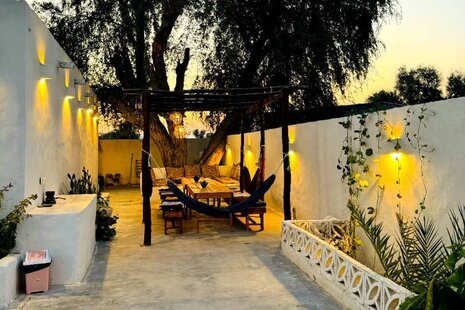 اتاق یک تخت دبل هفت چاکرا در بومگردی طبل