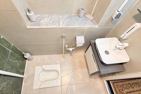 اتاق استاد تاج 4 تخت هاستلی ویژه آقایان در اقامتگاه بومگردی اصفهان