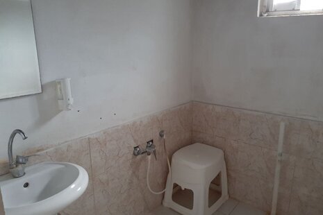 واحد دو خواب نور در طبقه همکف رویان