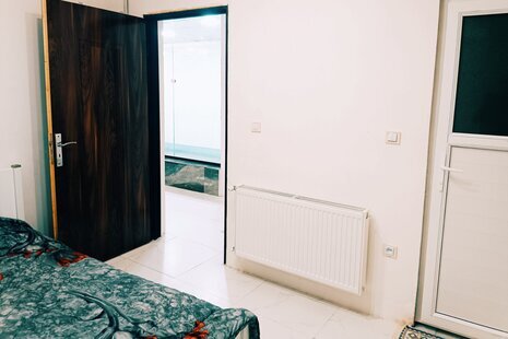 ویلا استخردار  مبله دوخواب ساحلی در زیباکنار