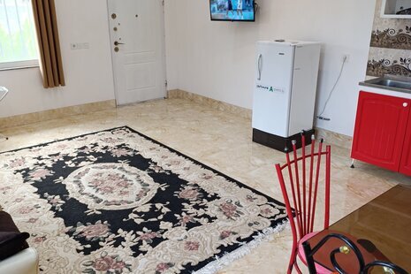 واحد در طبقه همکف ویلا آراد نزدیک به دریا در تنکابن