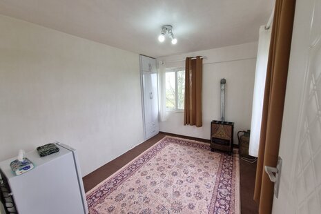 واحد تکخواب سکوت سقالکسار در طبقه دوم ویلای رشت