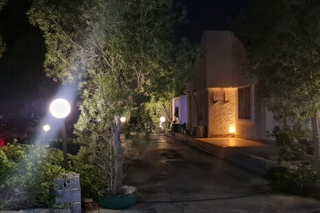 ویلا باغ مبله تکخواب در جزیره کیش