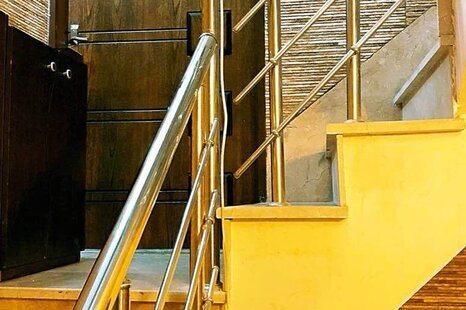 آپارتمان دو خواب مبله شیخ صدوق طبقه 1 در اصفهان