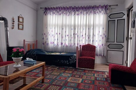 واحد مبله تک خواب در طبقه دوم ویلا در رامسر