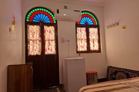 اتاق دونفره ساحلی (5) در اقامتگاه بومگردی بوشهر