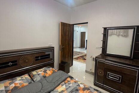 واحد دو خواب در طبقه اول ویلا لاهیجان