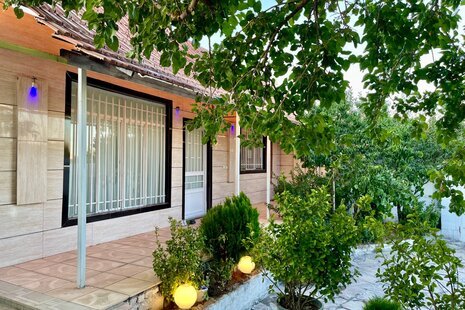 ویلا استخردار دوخواب در طرقبه و شاندیز