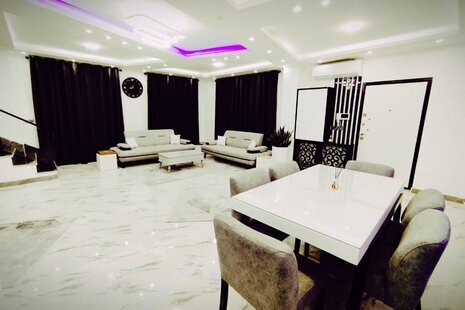 ویلای تریپلکس استخردار سه خواب سیترین در محمودآباد