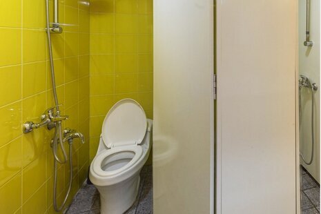 اتاق 8 نفره خوابگاهی بانوان در هاستل اصفهان