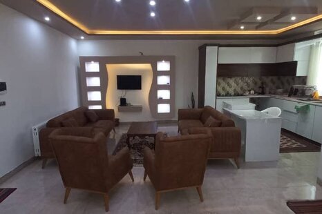 خانه ویلایی دو خواب مبله در خشکبیجار